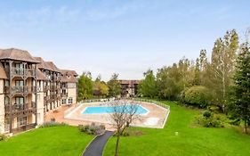 Nice 2-Br In A Residence With Pool - Deauville - Welkeys
